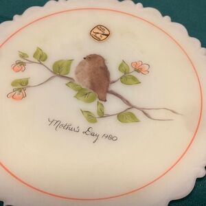 Mother's Day 1980 Decorative Plate